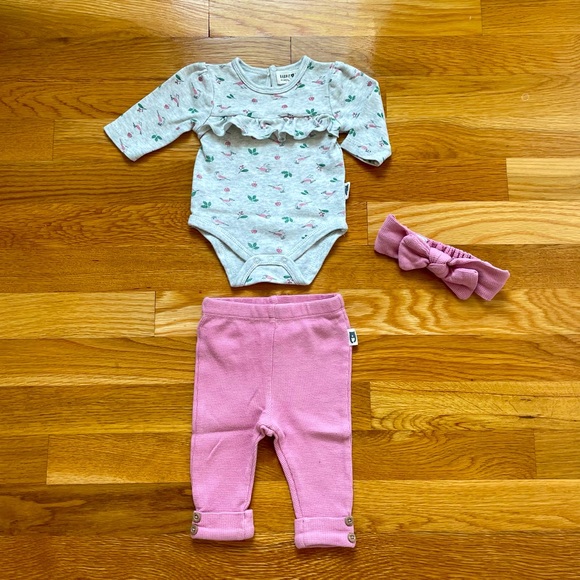 Rabbit and Bear Other - RABBIT AND BEAR Organic 3-Piece Baby Bodysuit Set with Headband